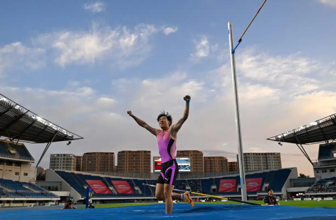 金标, 行田径项目, 潘怀琴