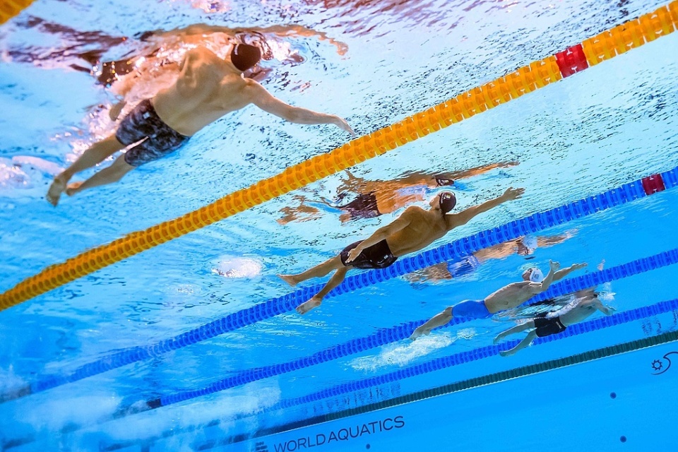 减小阻力的 减小阻力的