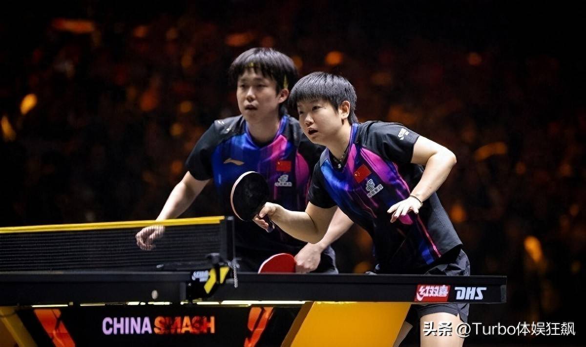 用的左右手, 双决赛中